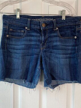 American Eagle | Super Stretch Cut Off Denim Shorts | Size 10